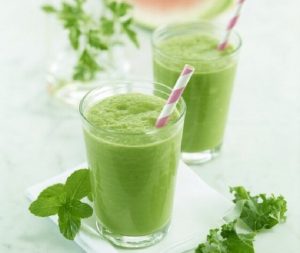 Cách làm sinh tố rau má đậu xanh